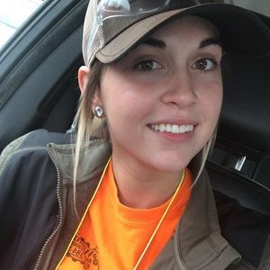 Meet your Posher, Sam